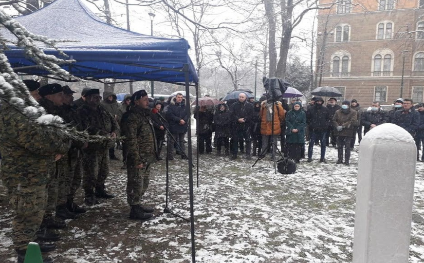 Godišnjica smrti generalmajora Tursunovića: Srebrenicu nosio u srcu